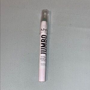 New NYX Jumbo Eyeshadow Pencil  Macaroon
